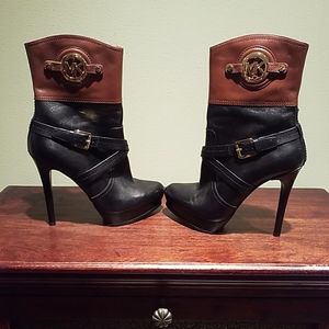 Michael Kors Stockard Style Boots Black & Brown Leather With Side Zippers 8.5